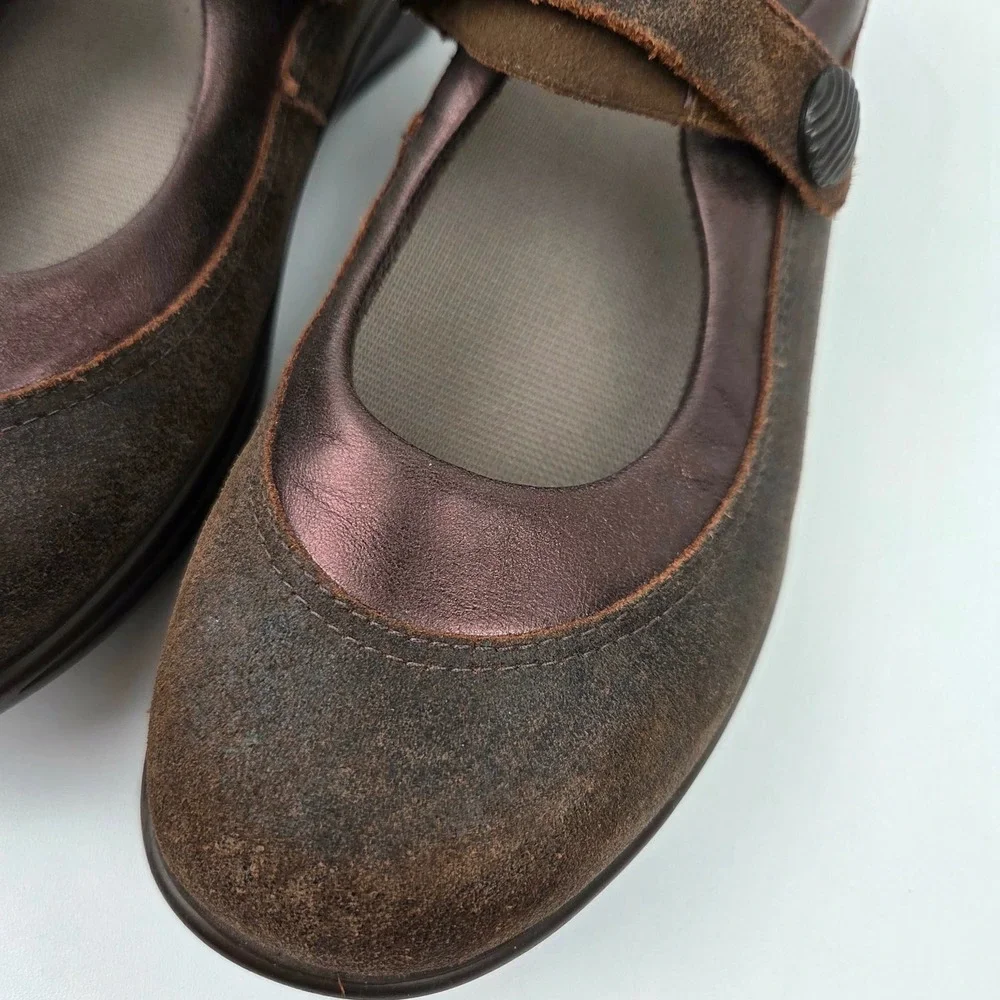 SAS EZ Strap‎ Step Out Mary Jane Comfort Shoes Brown Suede Leather Women 9.5